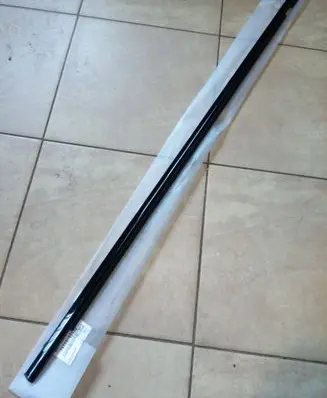 Toyota Mirai Front door glass trim molding 7572062010 NE67640