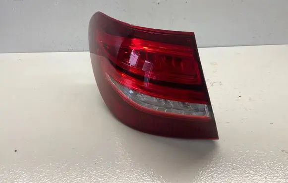 Mercedes-Benz C W205 Rear/tail lights A2059065100 YAP2584914 624500E13616