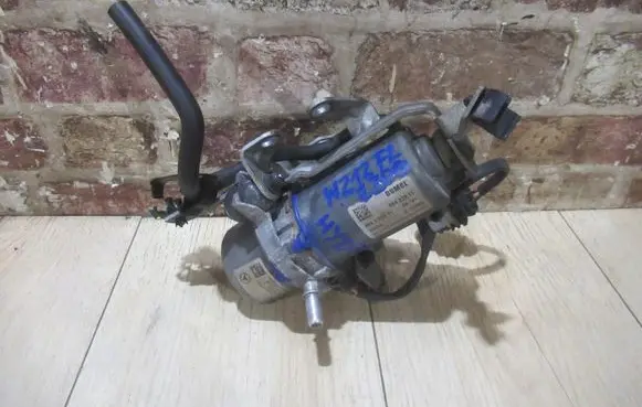 Mercedes-Benz E W212 Power steering pump