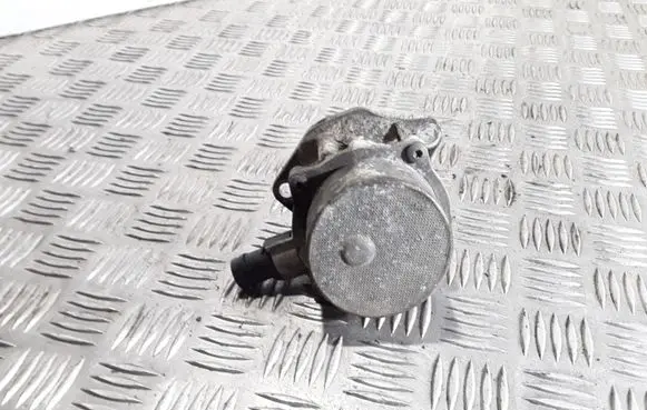 Vacuum pump