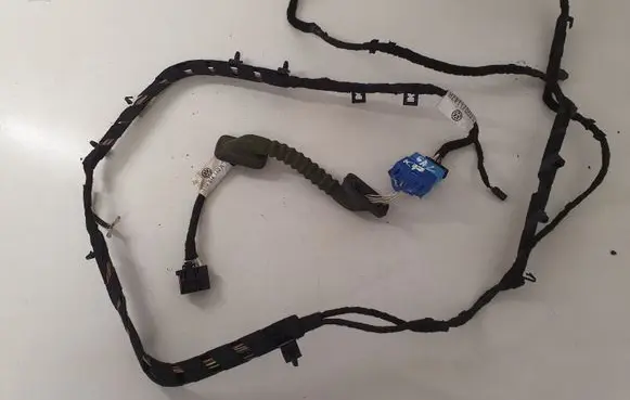 Volkswagen Touran I Tailgate/trunk wiring harness 1T0971147A 1T0972175K