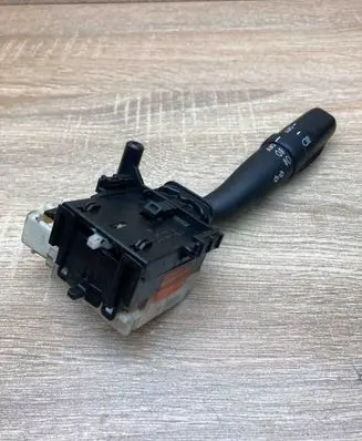 Toyota Avensis T250 Indicator stalk 8414005110 173650