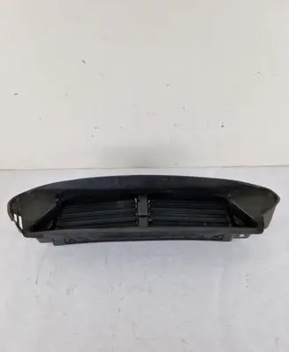 Volvo V40 Intercooler air guide/duct channel 31455707