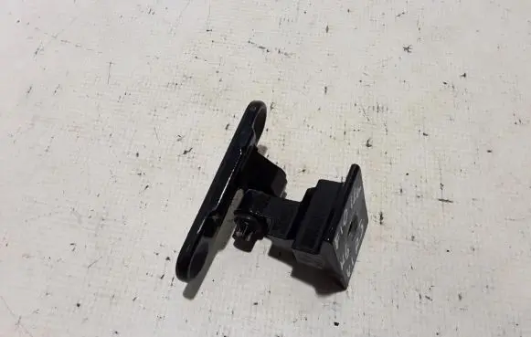 Rear door upper hinge