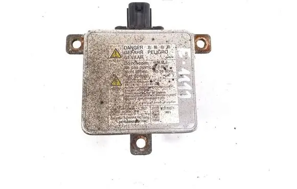 Mitsubishi Outlander Xenon control unit/module W3T23371