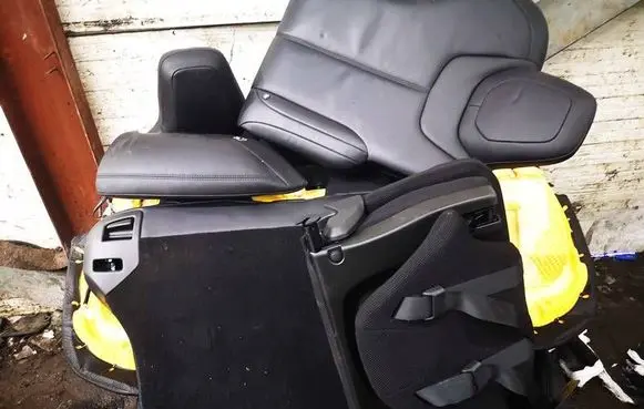 Tesla Model S Seat set 
