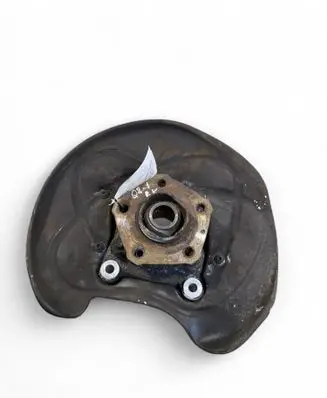 Rear wheel hub