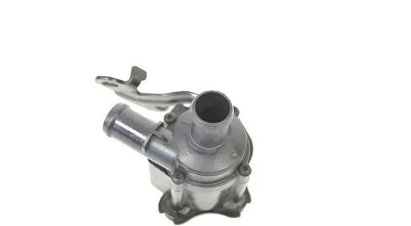 Volkswagen Jetta VI Electric auxiliary coolant/water pump 5Q0121599Q