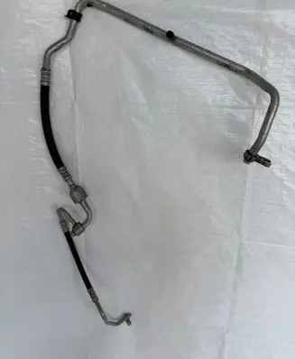 Opel Vectra C Air conditioning (A/C) pipe/hose 9229659