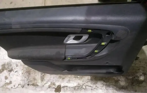Skoda Roomster (5J) Rear door card panel trim 