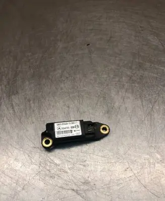 Mercedes-Benz C W203 Airbag deployment crash/impact sensor 0018204426 004755 0003030291506511