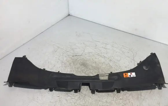 Top upper radiator support slam panel