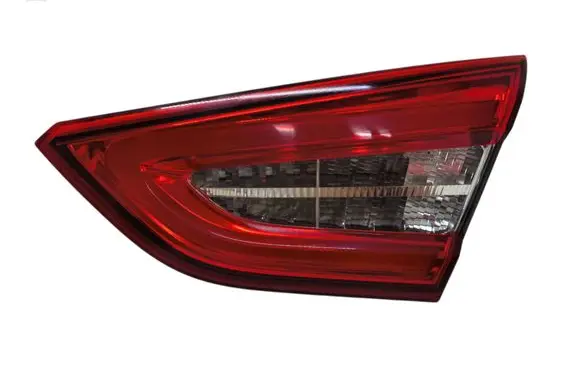 Maserati Quattroporte Tailgate rear/tail lights 670009228 M156DX 21020201