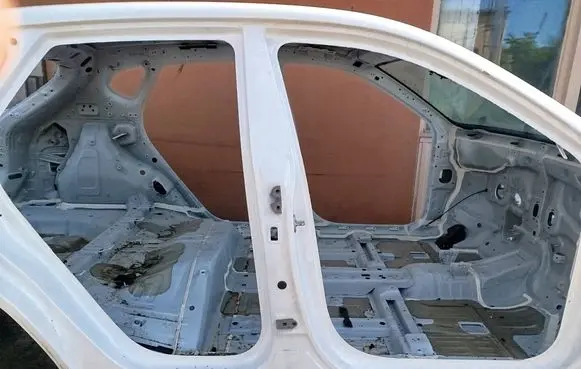 Hyundai Kona II Pillar (middle)