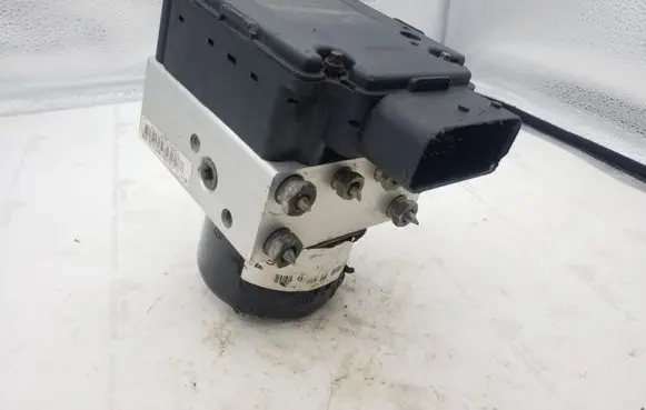Ford Focus ABS Pump 98AG2M110CA 5WK8458 10094801053