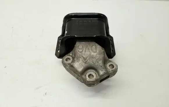 Citroen Berlingo Engine mount bracket 9636270080B