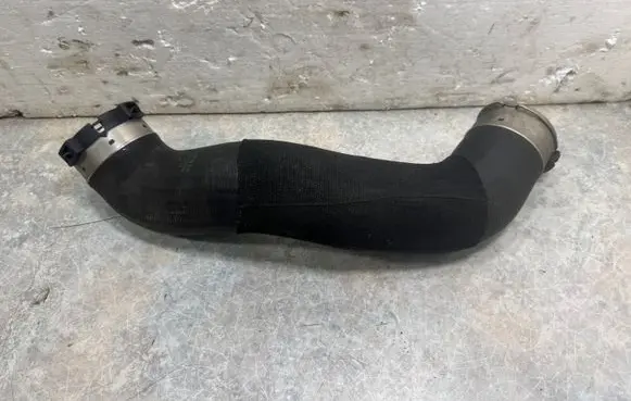 BMW X1 F48 F49 Intercooler hose/pipe 8511338