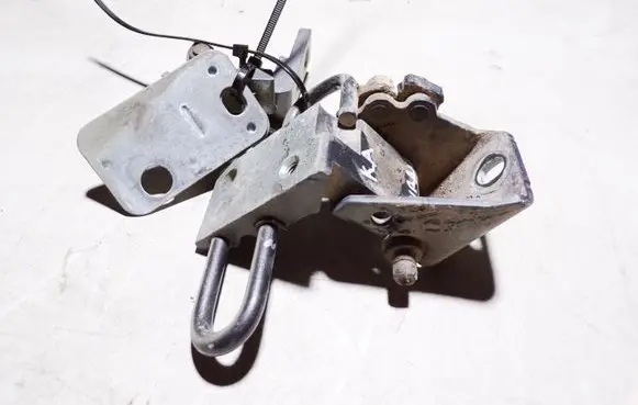 Rear door hinge set