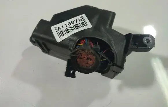 Volkswagen PASSAT B6 Fuse box set