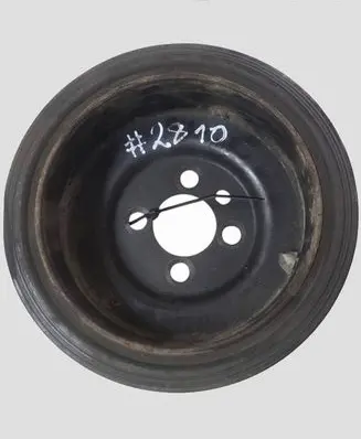 Volkswagen PASSAT B6 Crankshaft pulley 03G105243