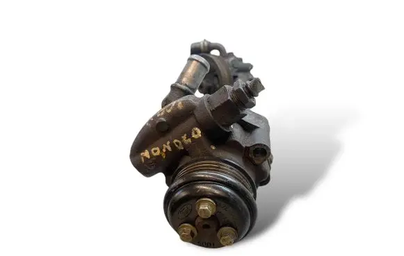 Ford Mondeo Mk III Power steering pump XS7E3A733A K601