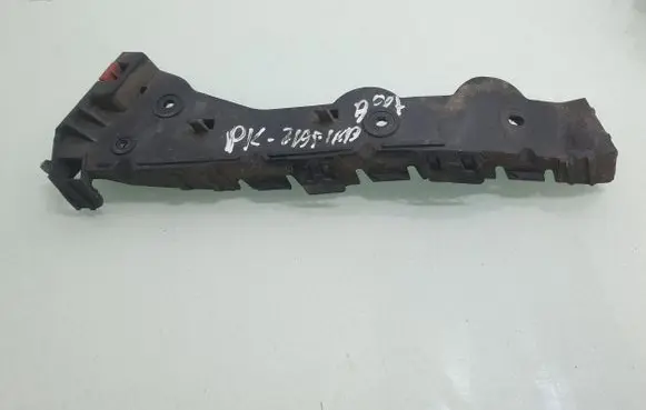 Opel Zafira B Front bumper mounting bracket 000137794