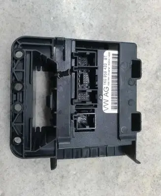 Volkswagen Golf V Comfort/convenience module 