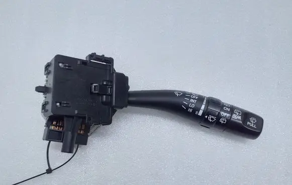 Hyundai Santa Fe Wiper control stalk 202004726