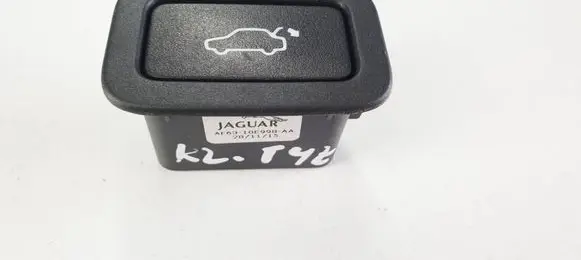 Jaguar XJ X351 Tailgate/boot open switch button AF6310E998AA88 AF6310E998AA