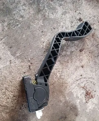 Peugeot 307 Accelerator throttle pedal 0280752251