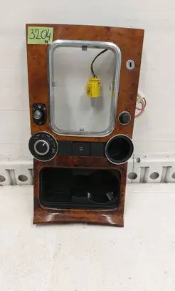 Volkswagen Touareg I Center console 7L6858601 7L6863216