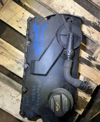 Volkswagen Touran I Rocker cam cover 038103469ah