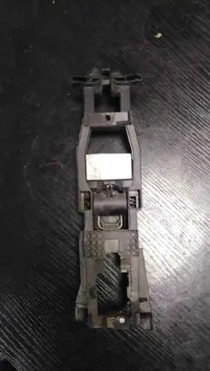 Mercedes-Benz C W203 Front door exterior handle/bracket A2037600134