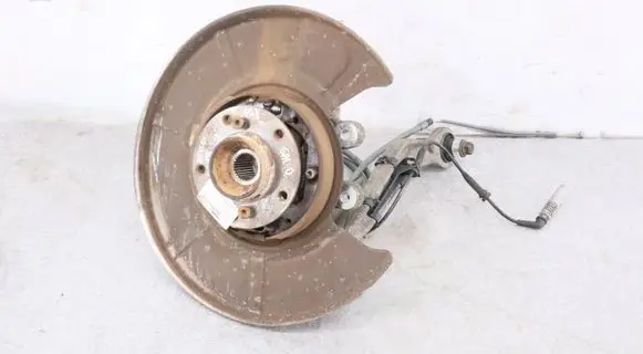BMW M6 Rear wheel hub spindle/knuckle 6775080 2347990 2283772