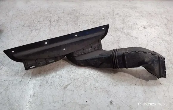 Jaguar XF X260 Air intake duct part GX739A675BB