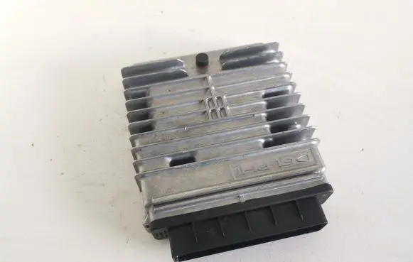 Ford Focus Engine control unit/module 2M5A12A650PC