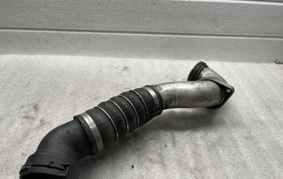 BMW 5 E60 E61 Intercooler hose/pipe 779843802