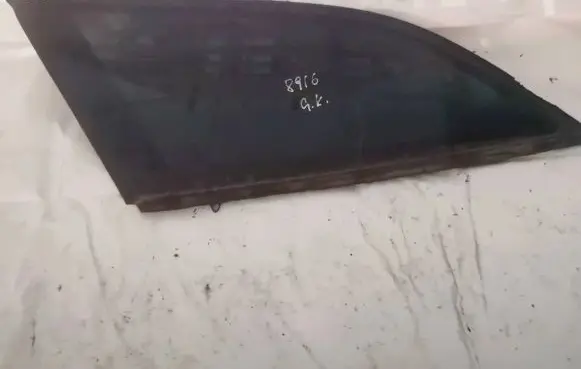 Ford Mondeo MK IV Rear side window