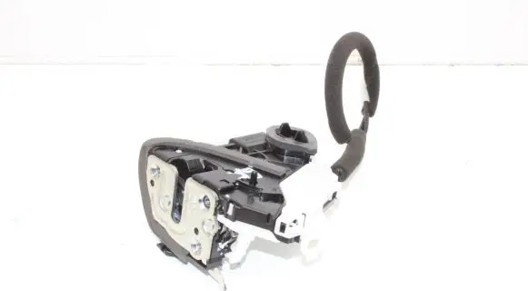 Nissan Juke II F16 Rear door lock 825016PA1C