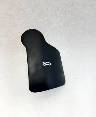 Porsche Macan (95B) Engine bonnet (hood) release handle 8T2823533