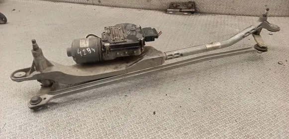 Audi A8 S8 D3 4E Front wiper linkage and motor 4E1955603E 4E1955119B