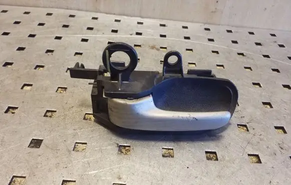 Toyota Yaris Front door interior handle