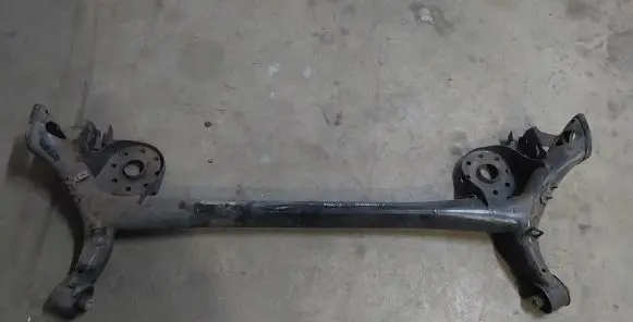Toyota Yaris Rear axle beam 