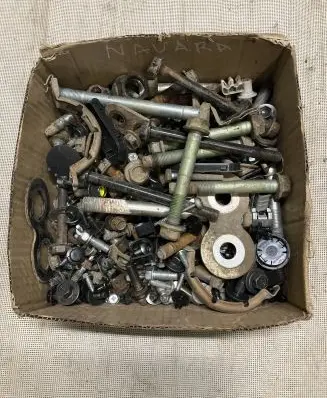 Nissan Navara D23 Nuts/bolts 