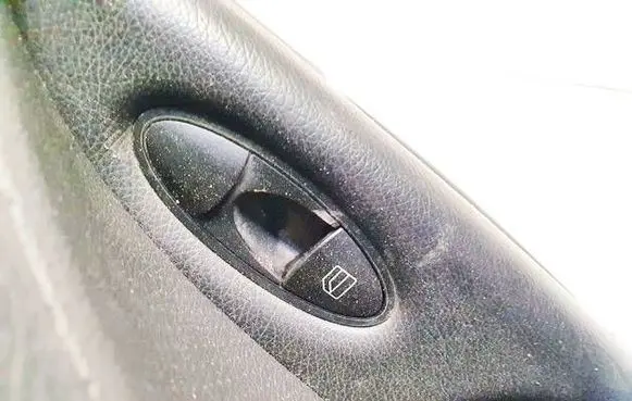 Electric window control switch
