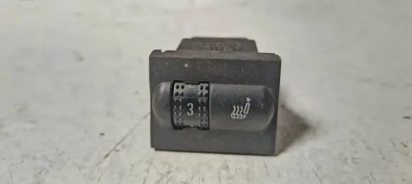 Skoda Fabia Mk1 (6Y) Seat heating switch 6y0953564a