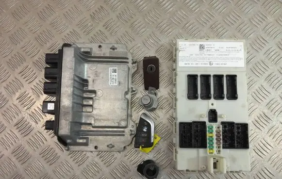 BMW X1 F48 F49 Engine ECU kit and lock set 8674264