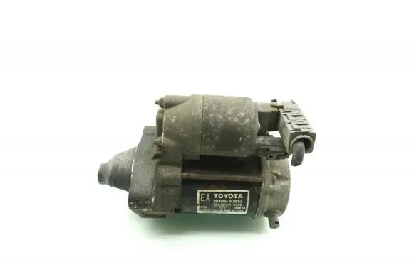 Toyota Yaris Starter motor 