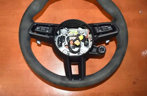 Porsche 992 Steering wheel 