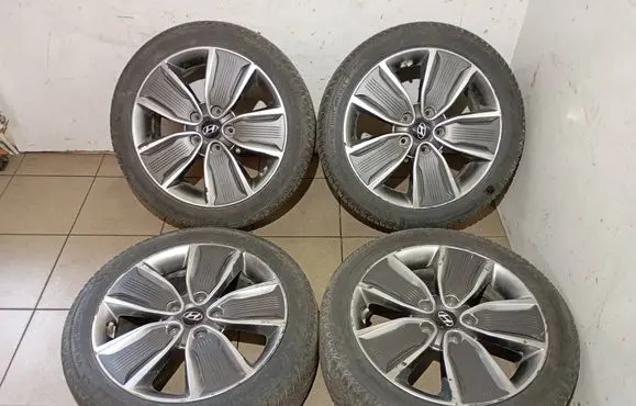 Hyundai Ioniq R17 alloy rim 52910G2300